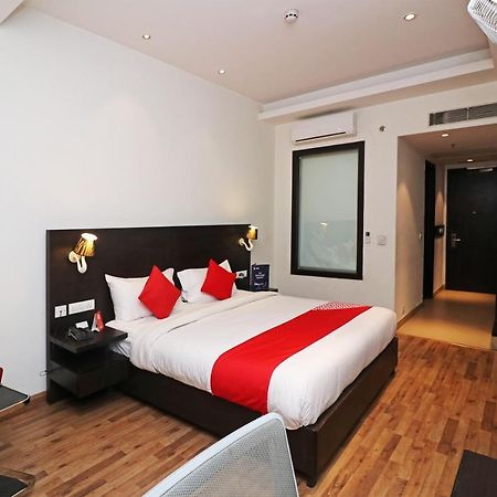 Capital O 19296 Joy Inn & Suites Bhiwadi Exterior foto