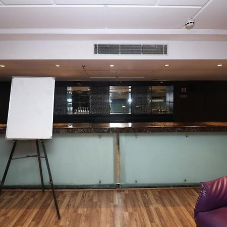 Capital O 19296 Joy Inn & Suites Bhiwadi Exterior foto