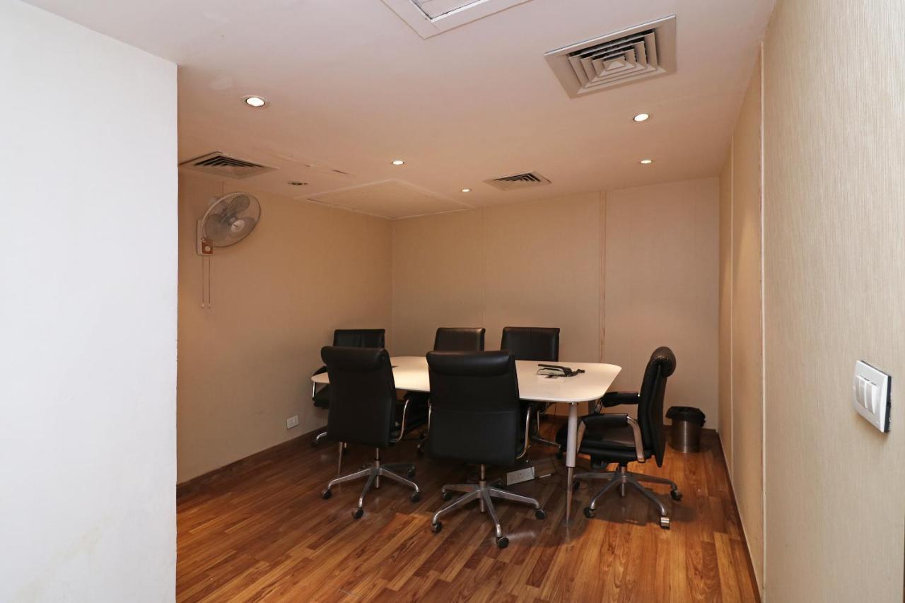 Capital O 19296 Joy Inn & Suites Bhiwadi Exterior foto